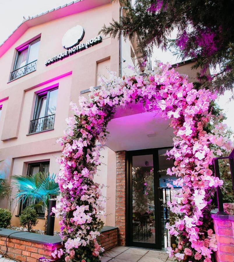 Rose Boutique Hotel Tirana Exterior photo